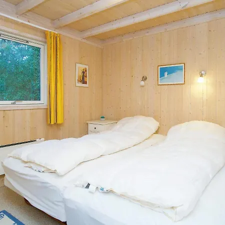10 Person In Gr Sted Feriehus *